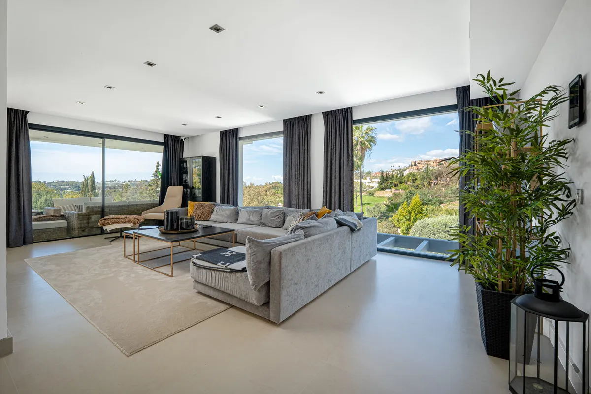 1a6ed676-0975-457d-b027-7cdb7d31ee0e