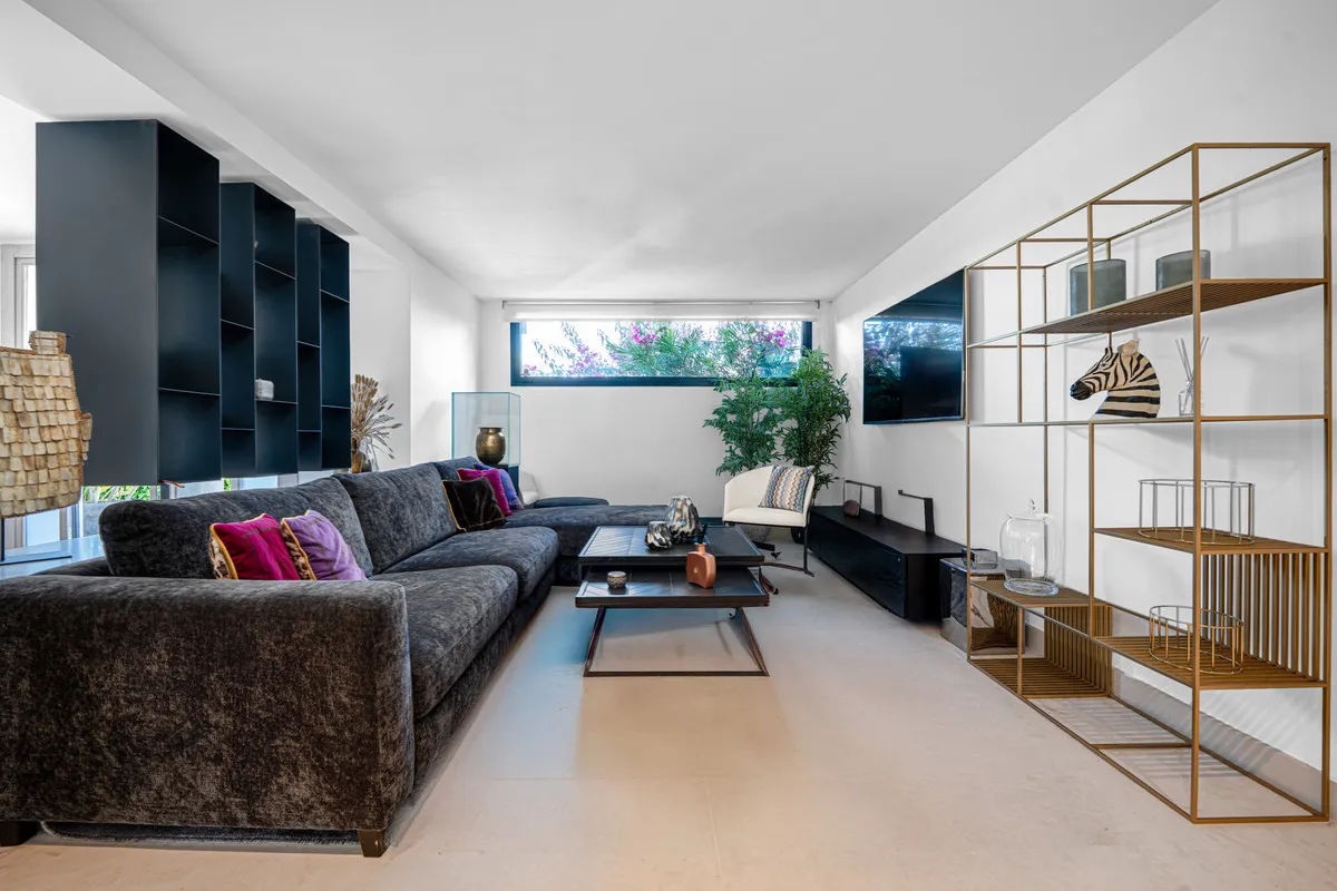 5622e103-d585-41f3-be09-91144dbe0cdc