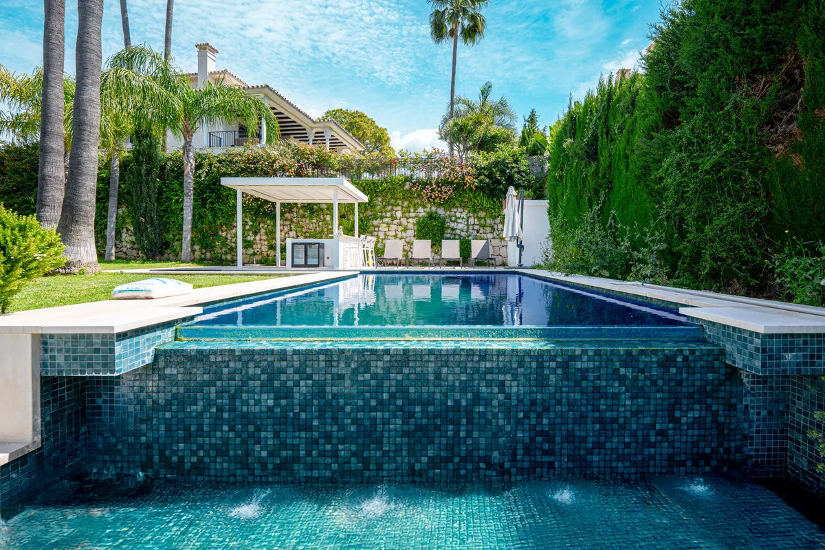 93ed1e51-fa24-4ea9-8daf-9e2f15131cac