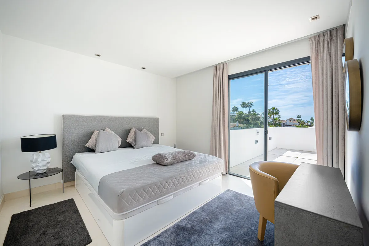 bd0feb02-8e0e-4968-b132-24fb9e68dca9