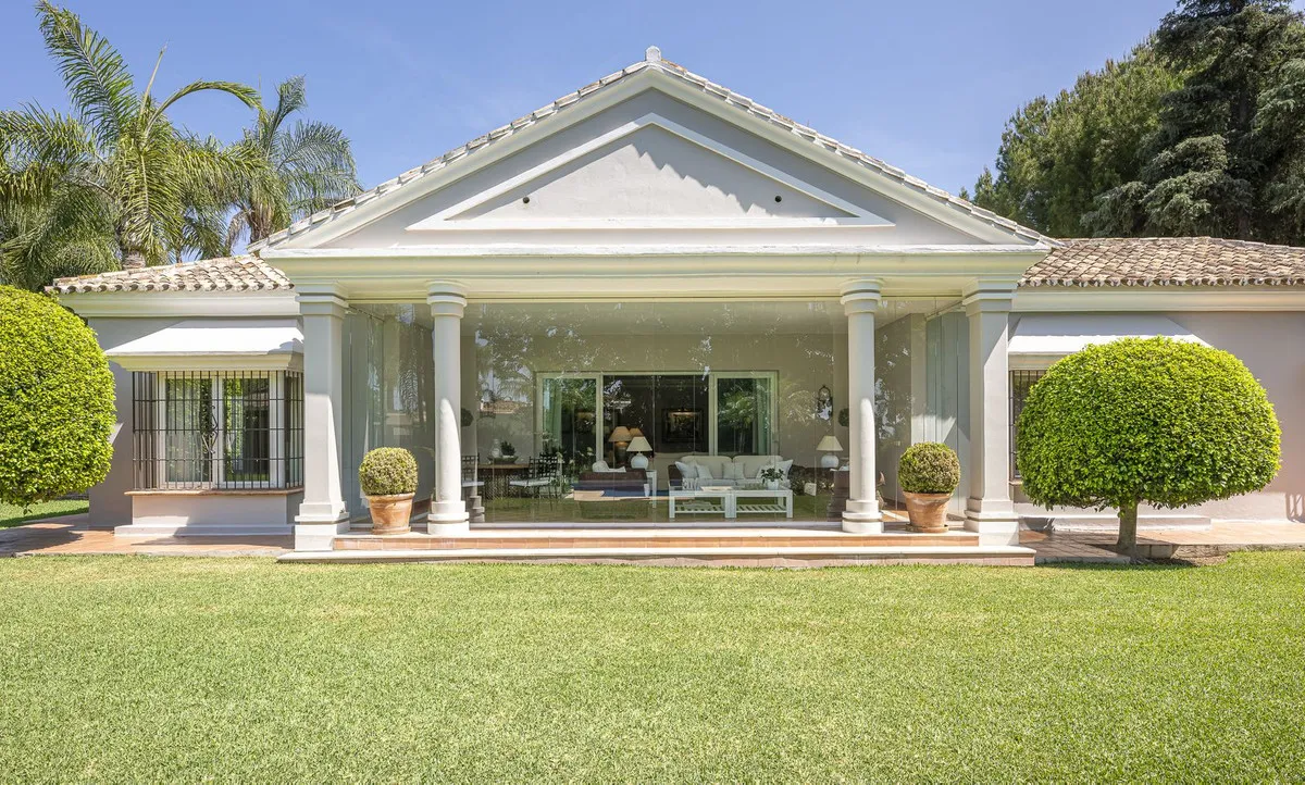 4c87b84e-68c4-471b-a961-cf01baeaae15