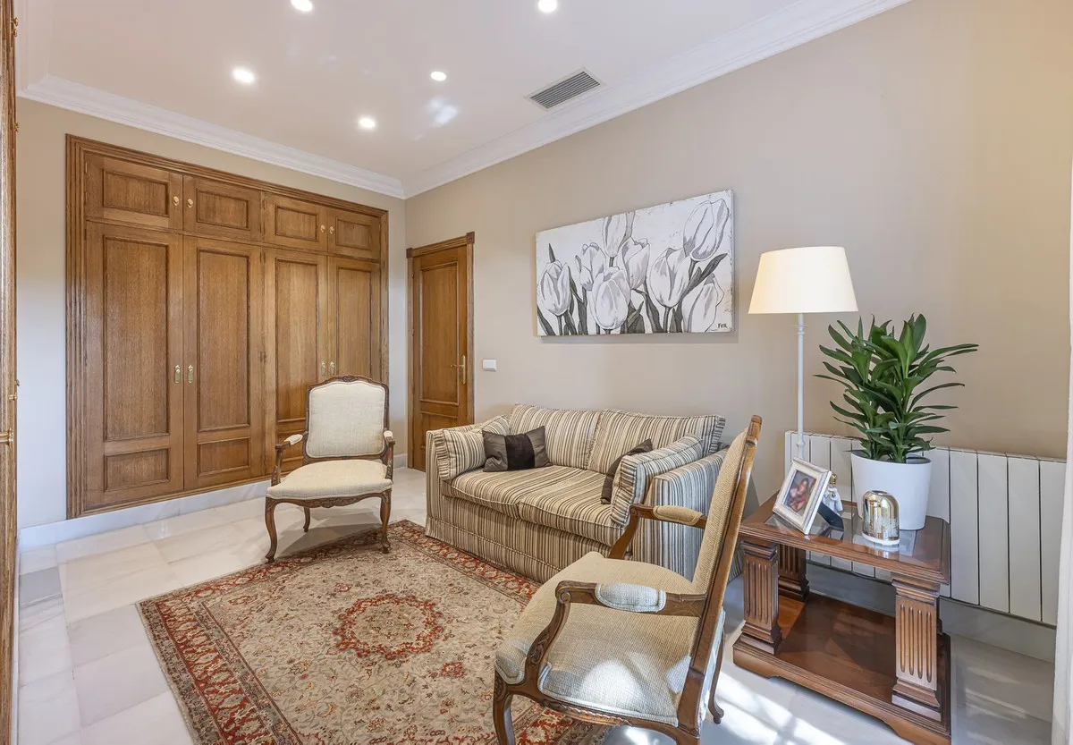 ae360abc-d92a-48c7-b71e-8351effb9ede