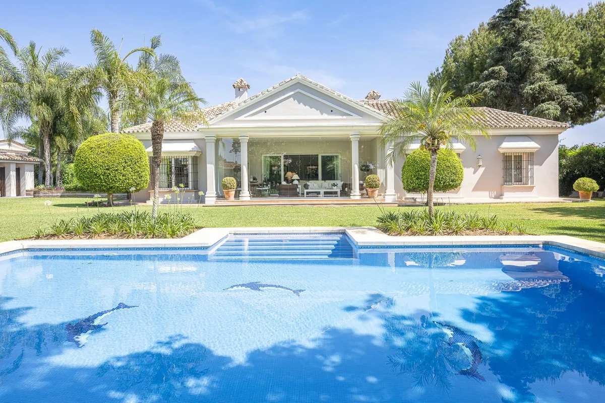 bf65079d-a72d-4c4e-98f8-551bca827d49