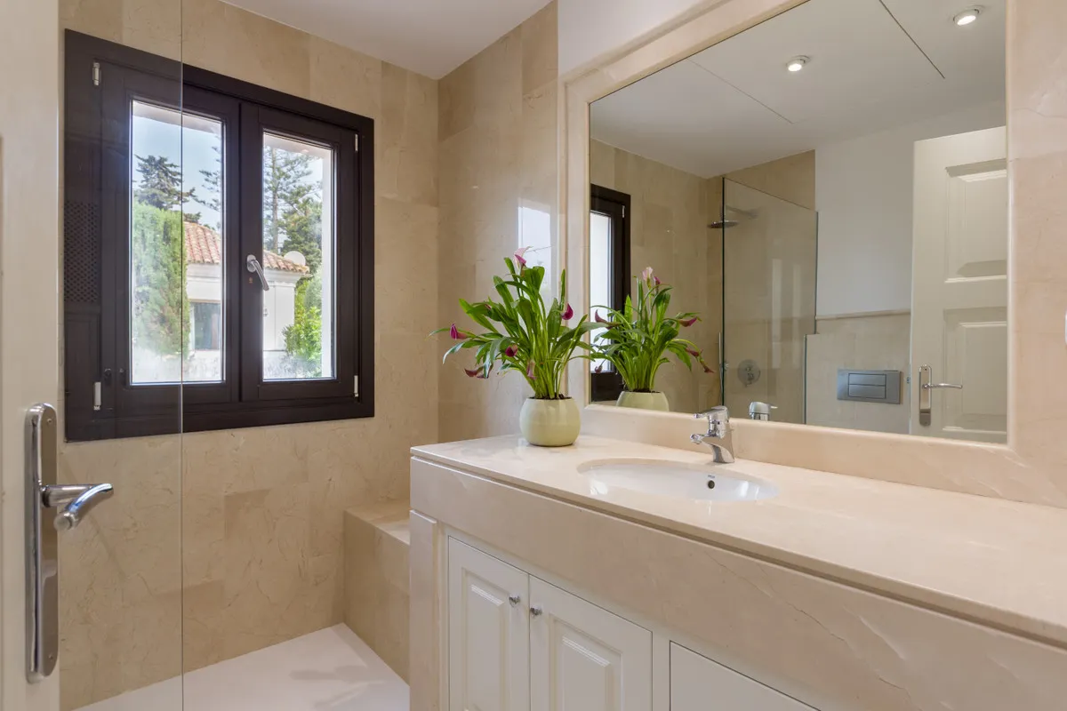 8fa8466f-c01d-41d9-a792-6b67885421a0