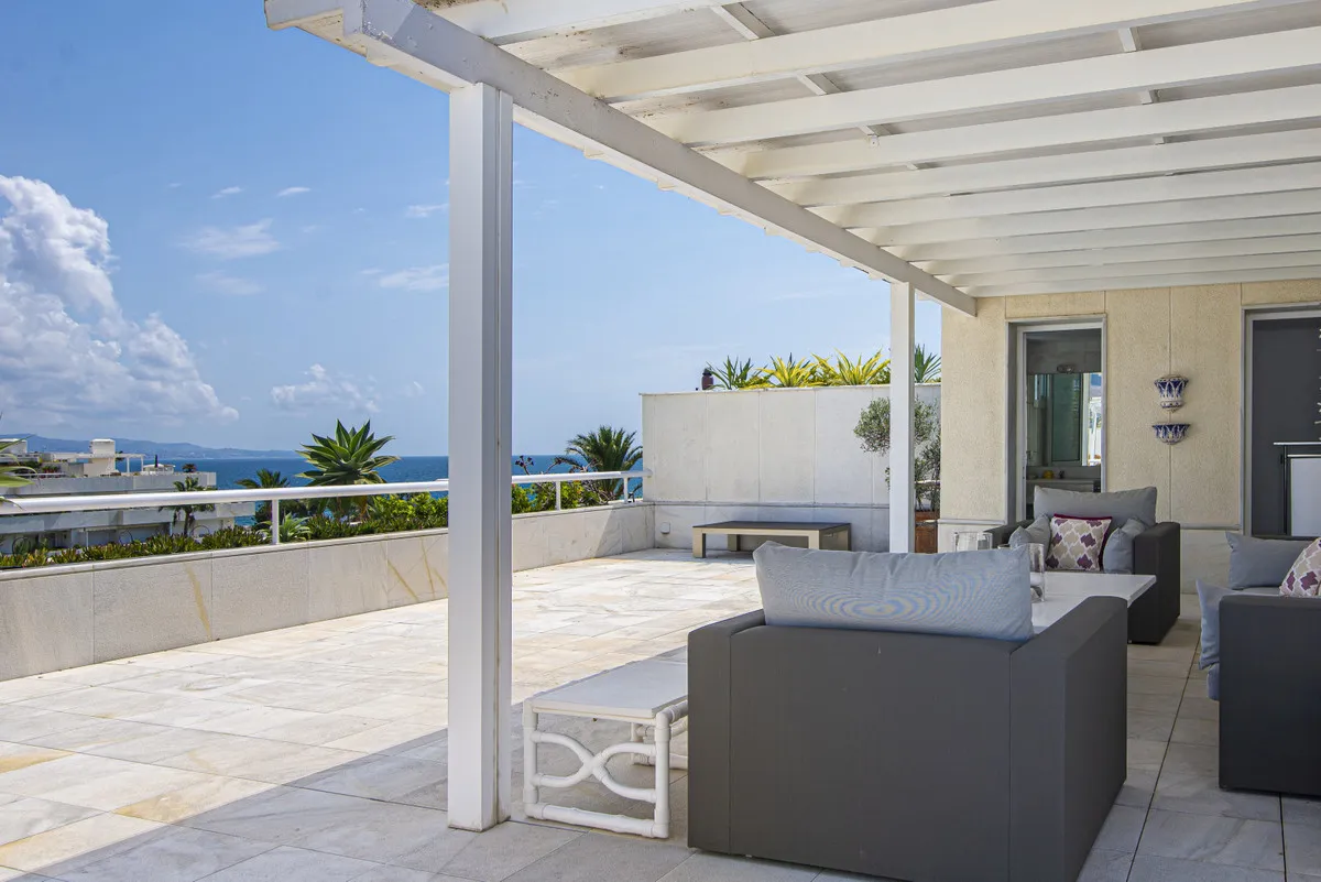 fca0f0fd-ac77-4f27-98ca-e2d8c493ee42