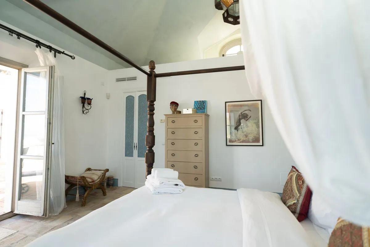 145a89cb-9b67-483c-bcad-c5edb1fa5d90