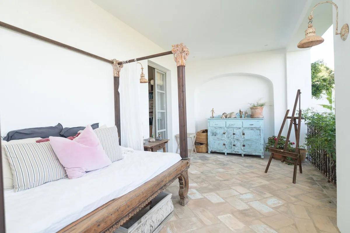 3dcd90ca-0c15-4fde-8d92-d08ca7c8cc36