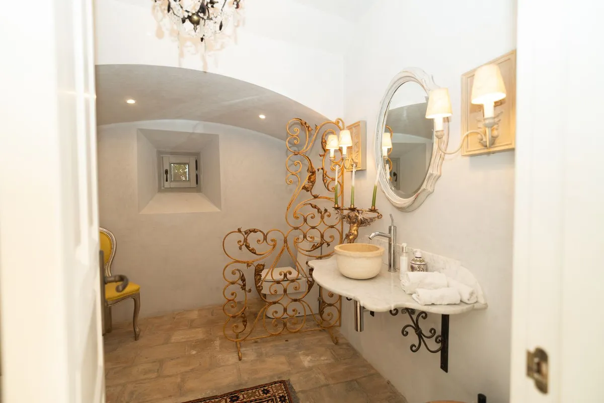 45536473-f829-4449-b543-d35799f89068