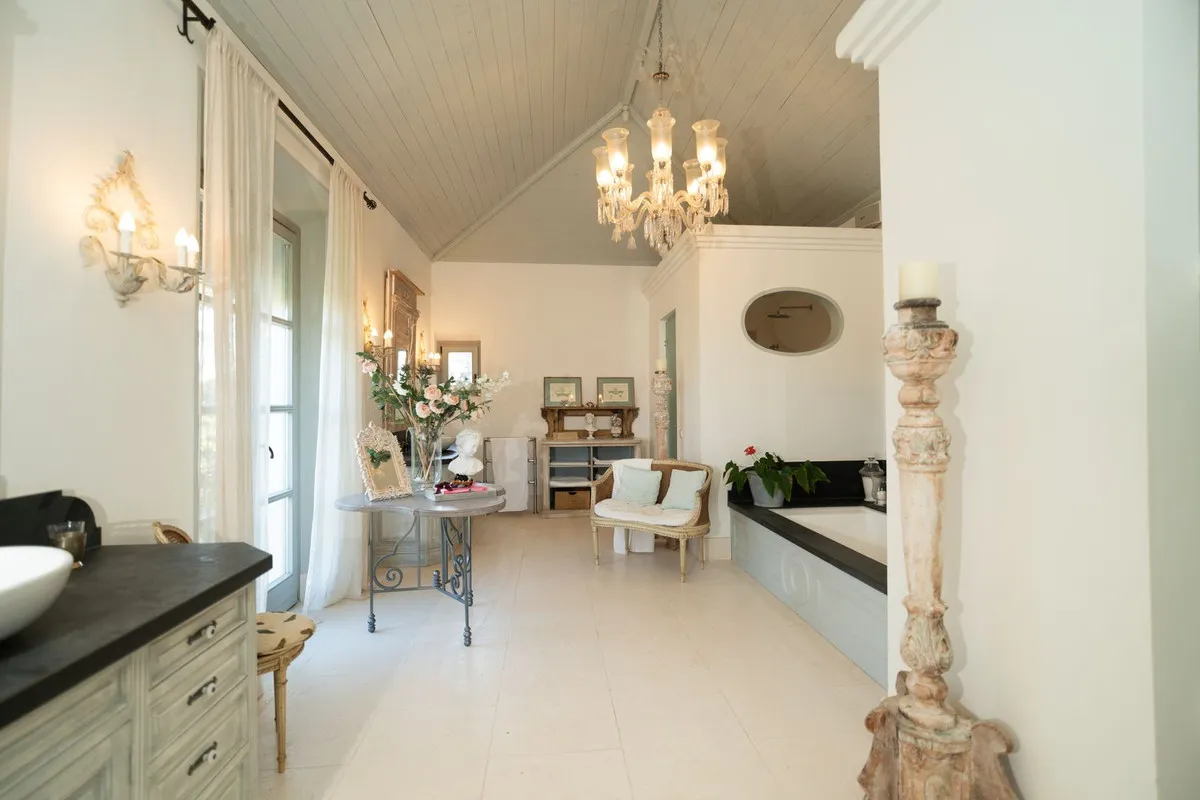 a66be99a-5248-4a8a-85e2-ab282c58c048