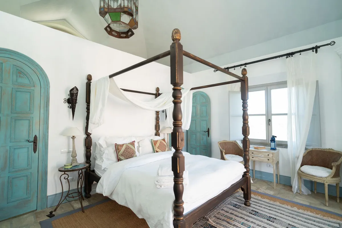 b2145829-364e-41e4-8998-a4a4ab3e1ec5