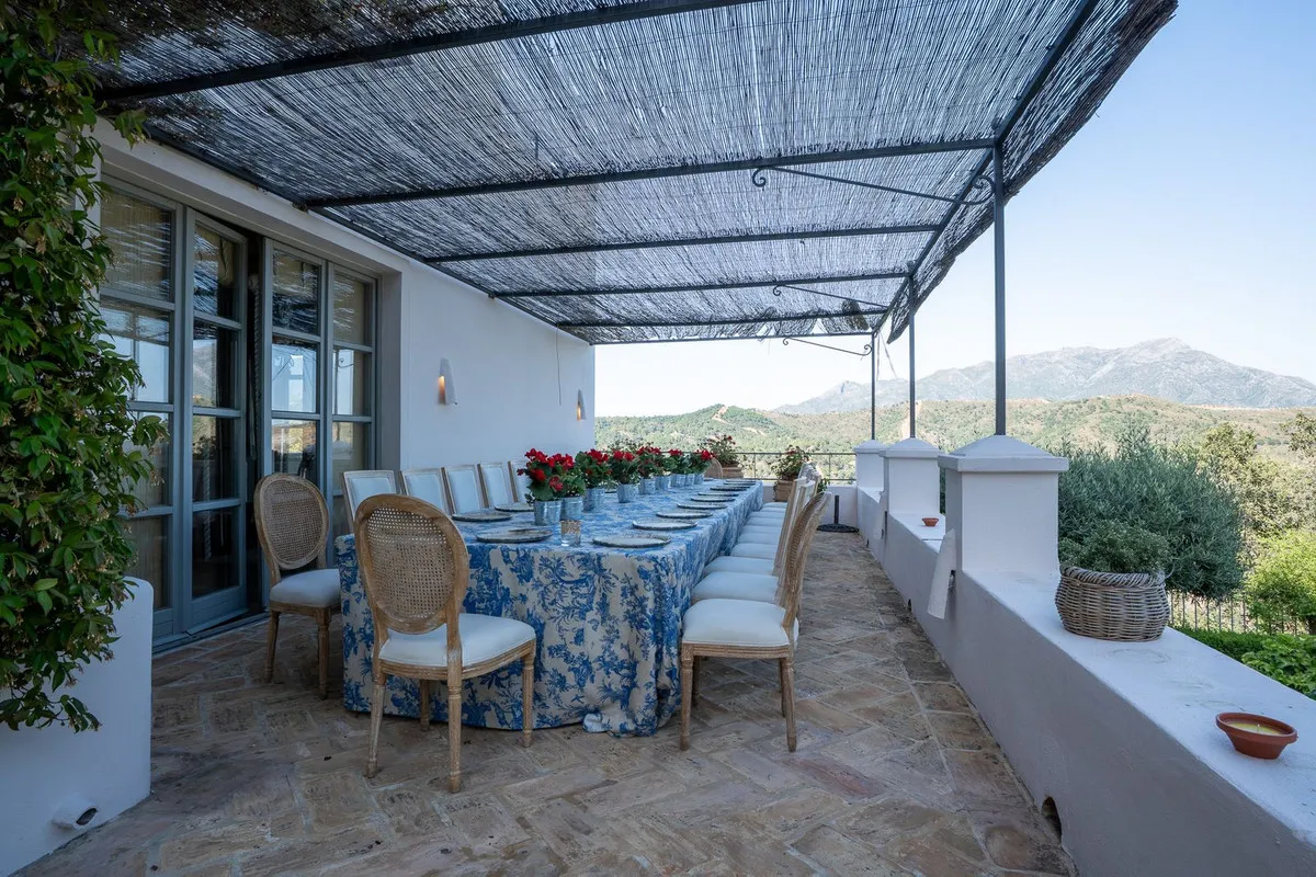 ce2ae82c-b5d1-4dc6-b735-12d3623cf77c