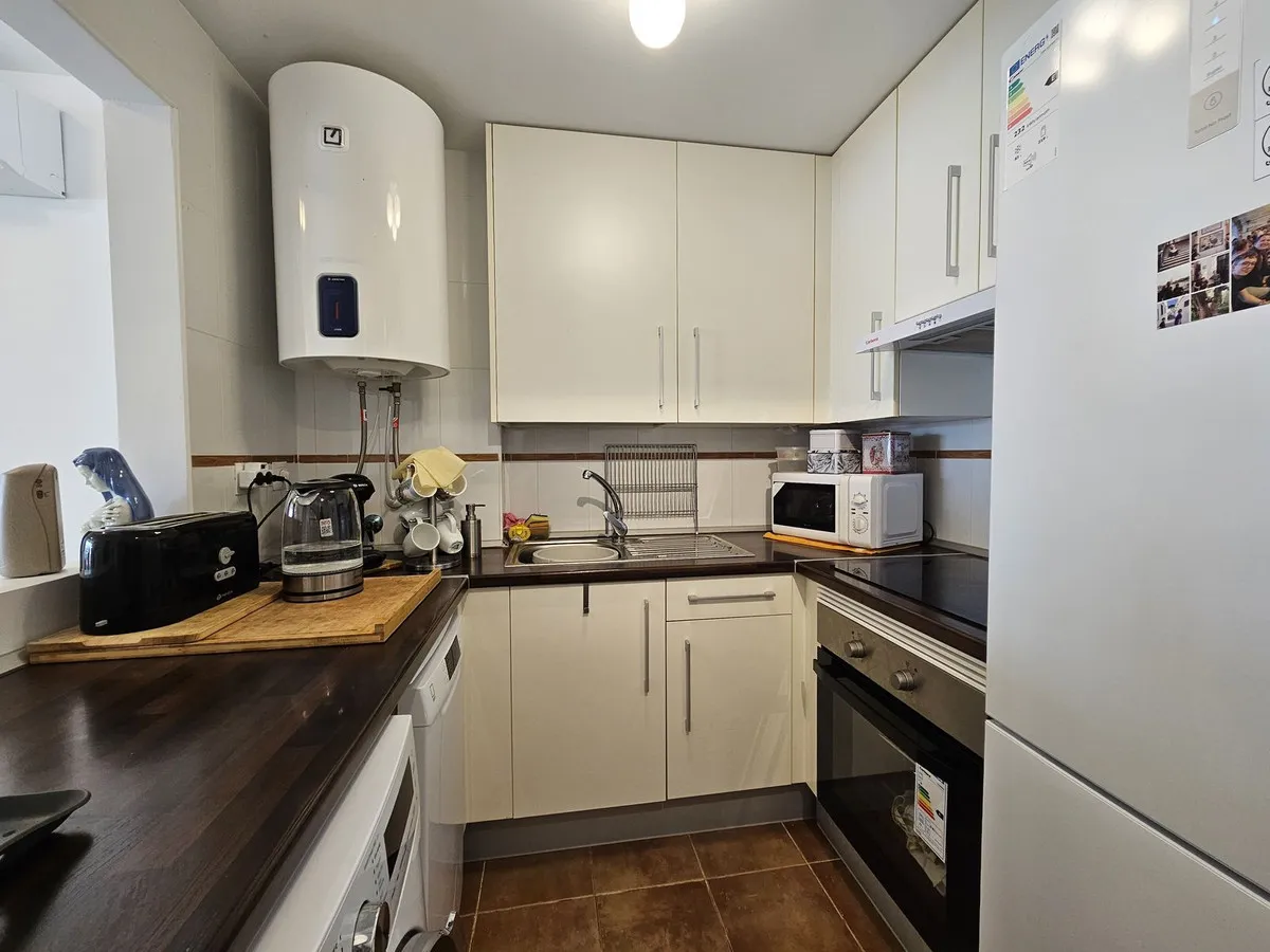 183b49d6-9d1f-4dc0-b51c-356c3c774f8c