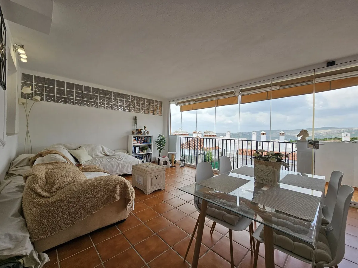 59d33b79-39ad-4f92-860c-0c120db89591