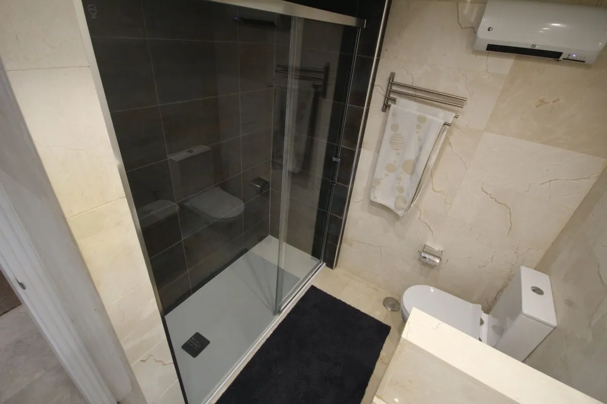 16d9d7dd-8090-49bf-9271-62ee7d7b0835