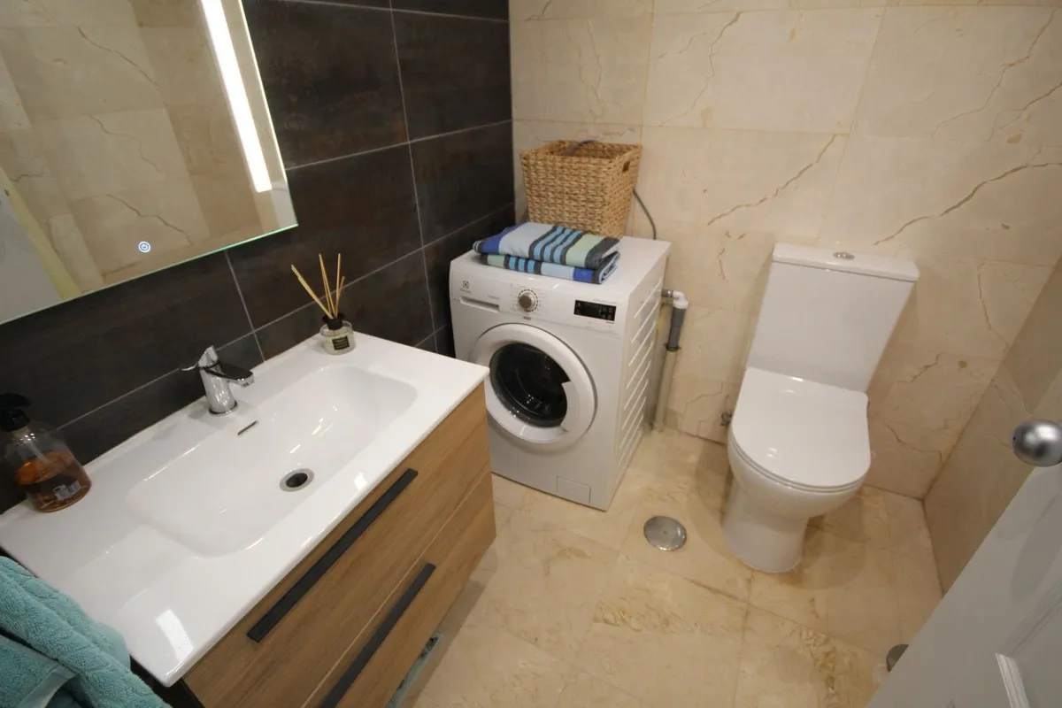 25041ceb-cd59-4c6b-b7f0-317cd4c2ad81