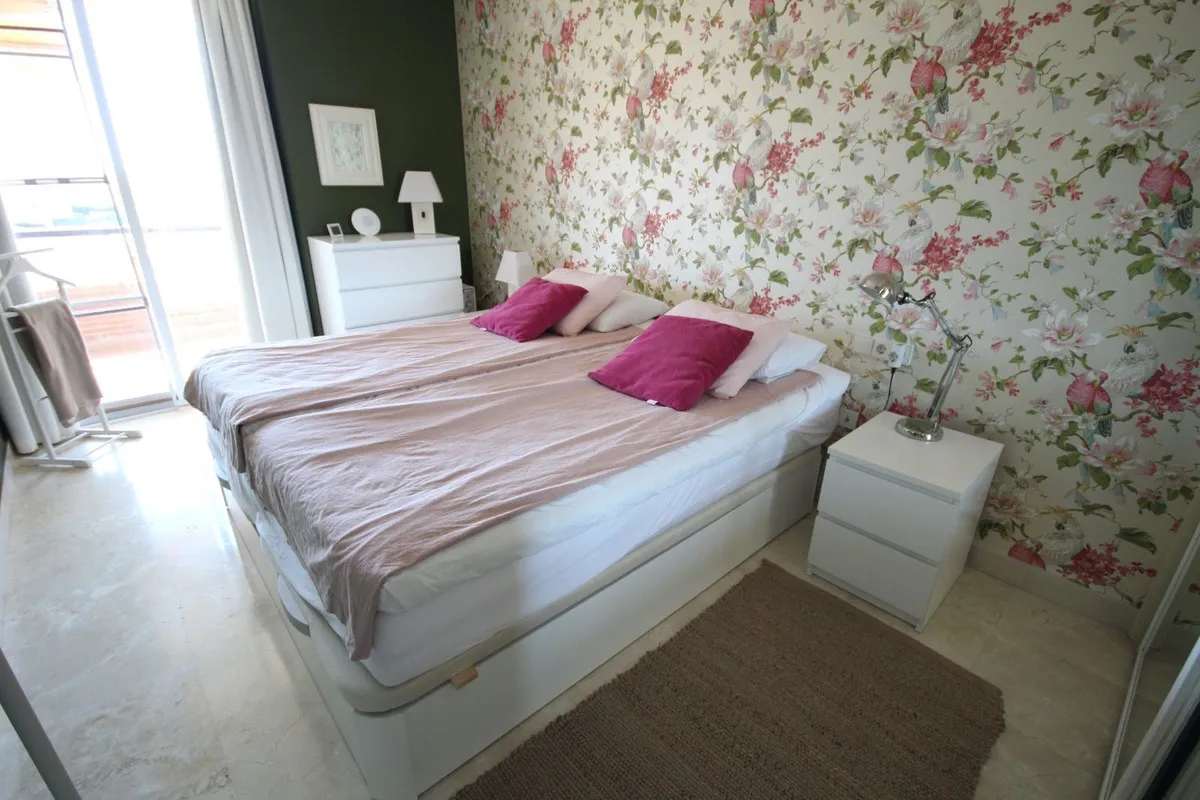 f346faae-8988-40f5-9451-b93467d90a5e