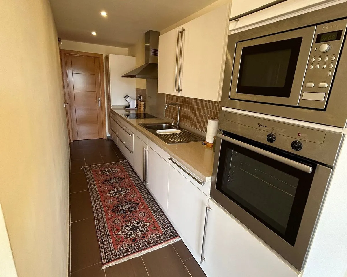 6b40684e-e761-4d91-a468-c77fbe8a274f