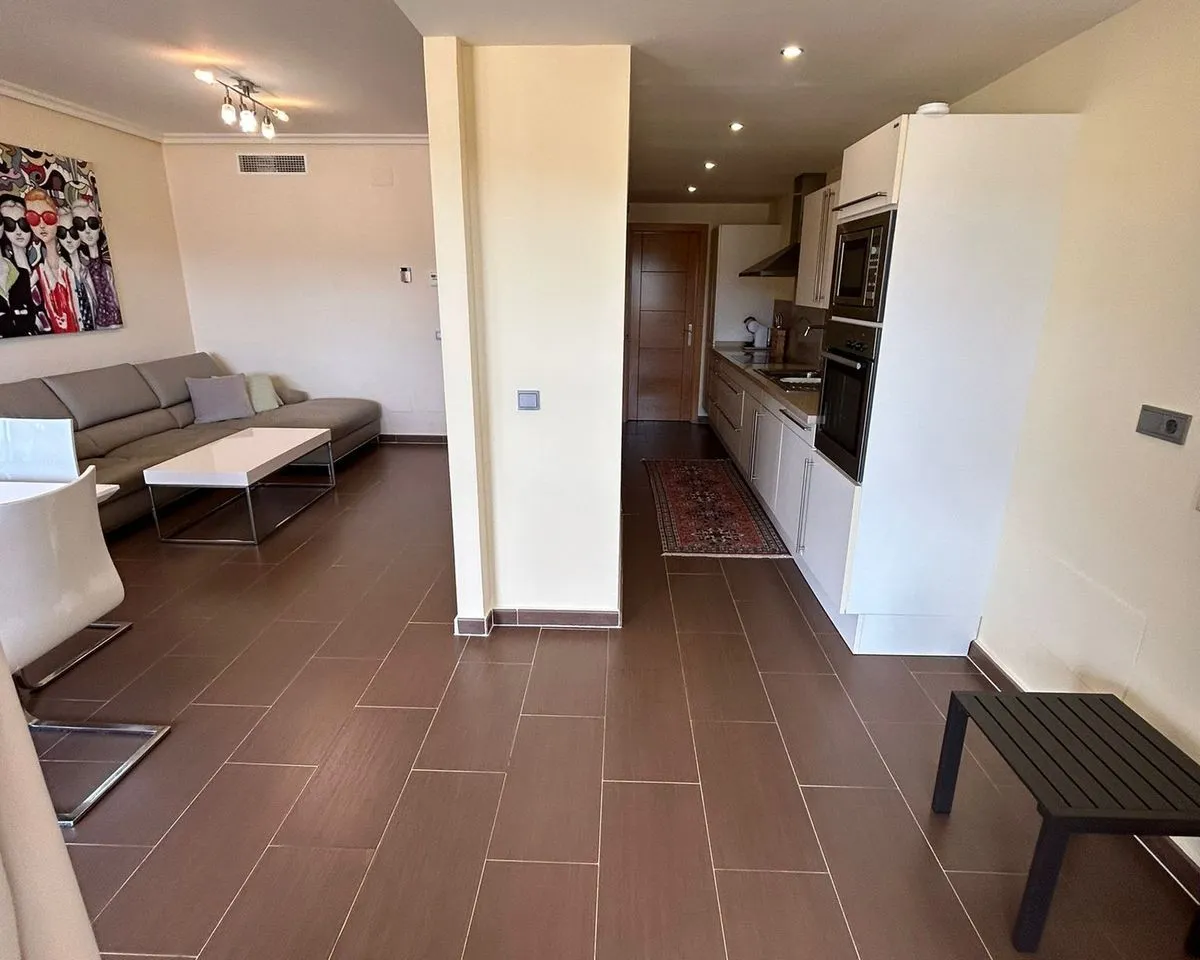 b8252ed7-a9ad-49e5-82e8-445ec457294a