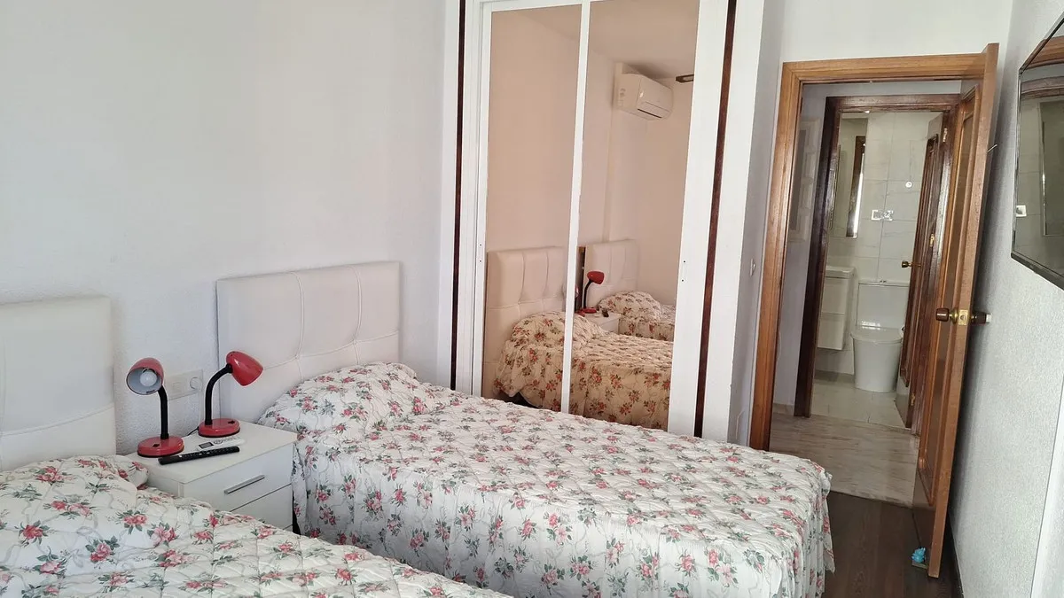 2e0f22eb-9ed5-404f-b9fe-f2e677ba505d