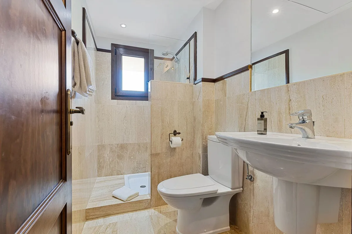 3c2118b8-d0b6-47e8-882f-f49de8a7fdd7