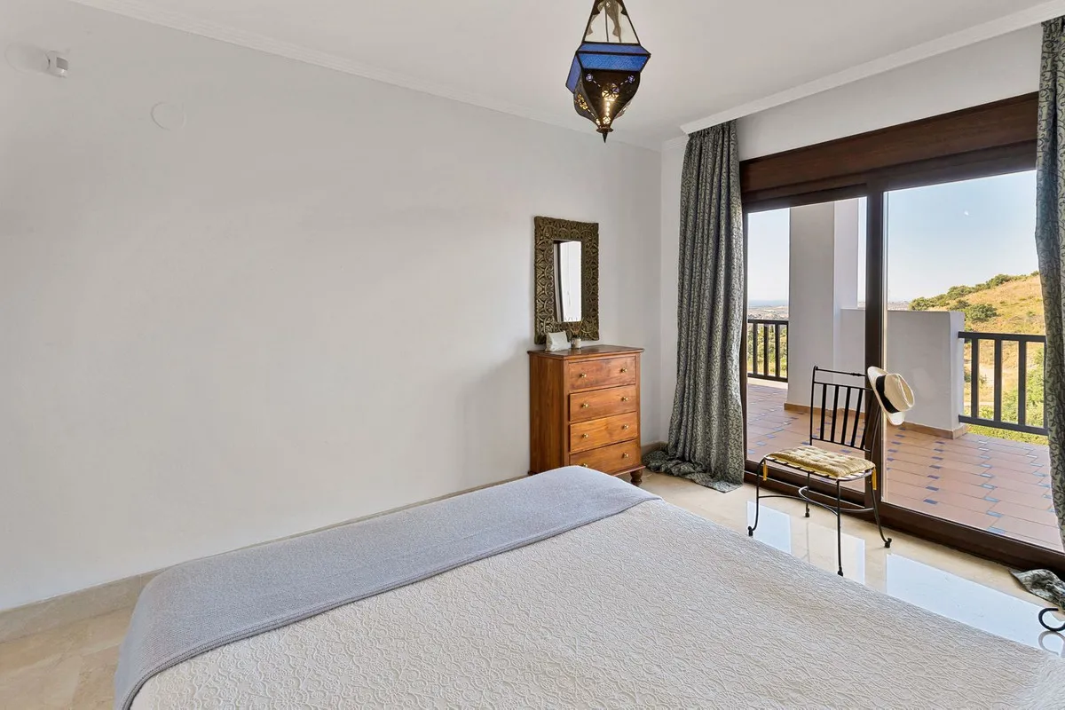 ee1a9699-0f9f-4e01-a613-31aaaf5234af