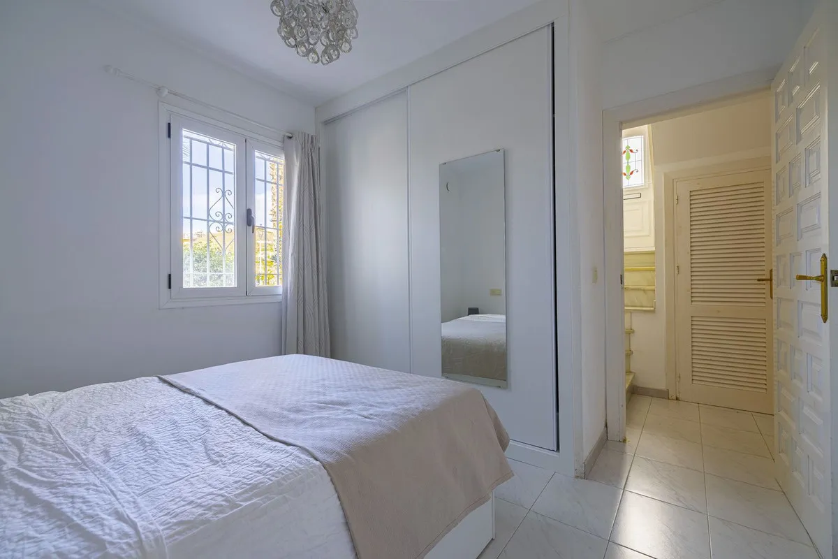 9c2963fa-15d4-4e80-b129-c79a210b139d