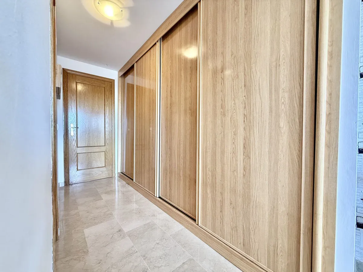 4a3a9ba8-0944-4ee0-9ca7-39cffeb31f25