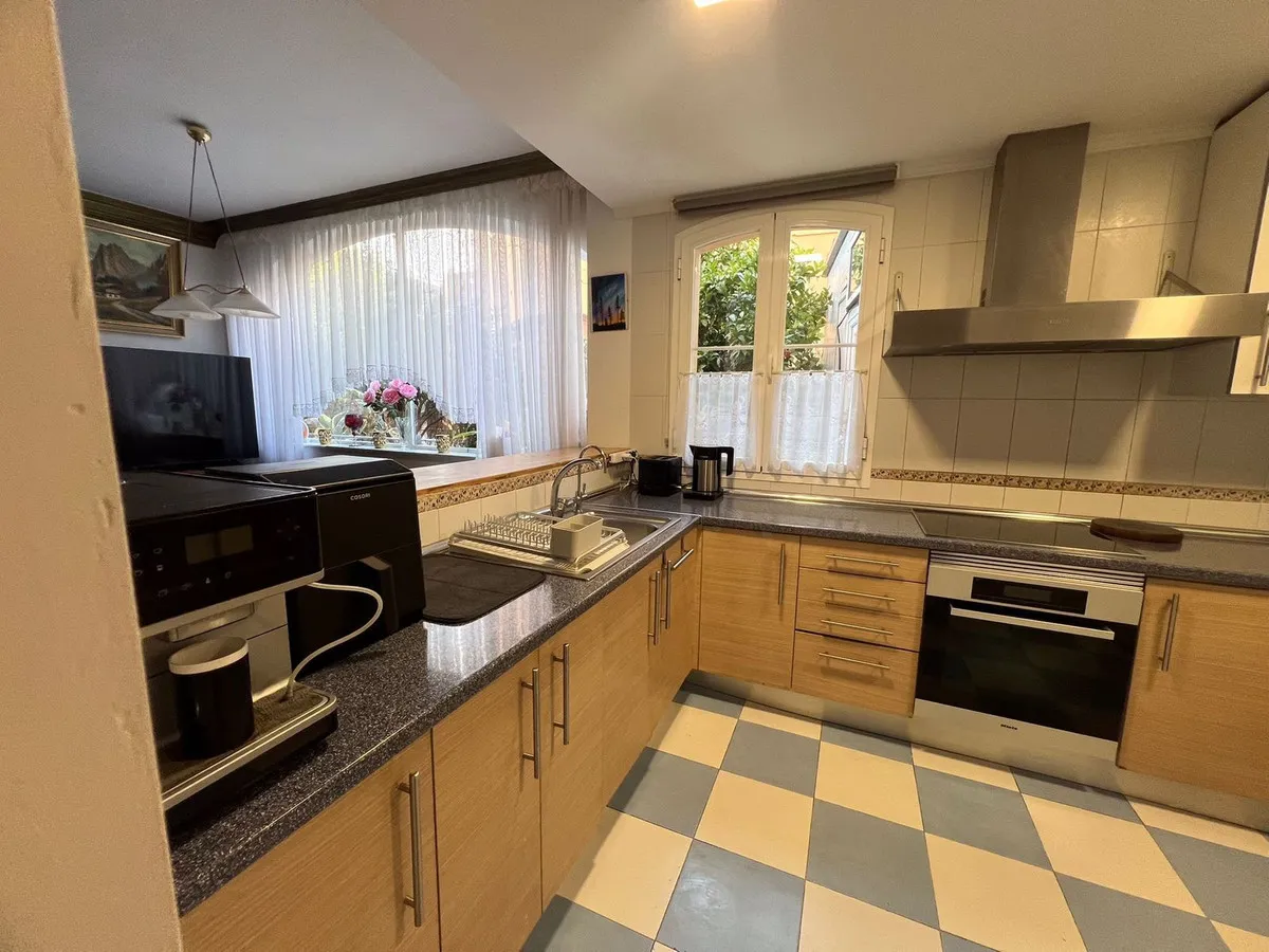 a8d4014d-b403-47a2-94a6-55dc141d236b