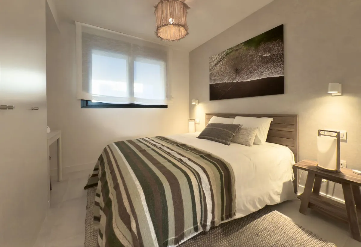 64810443-5230-48ba-a17f-39a6619c2093