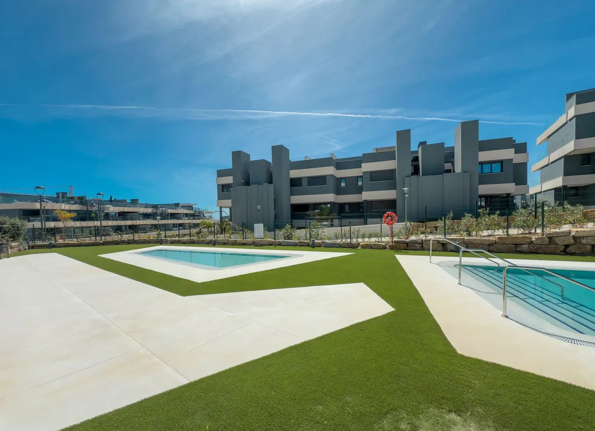 9fa23240-b1a5-4f3e-a207-3646495b3859