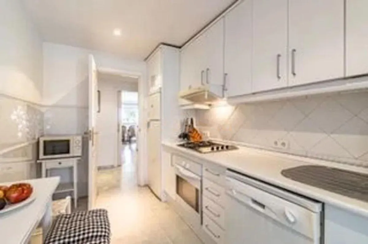 2ef437b7-a048-4577-a2b3-4e0199d41cde