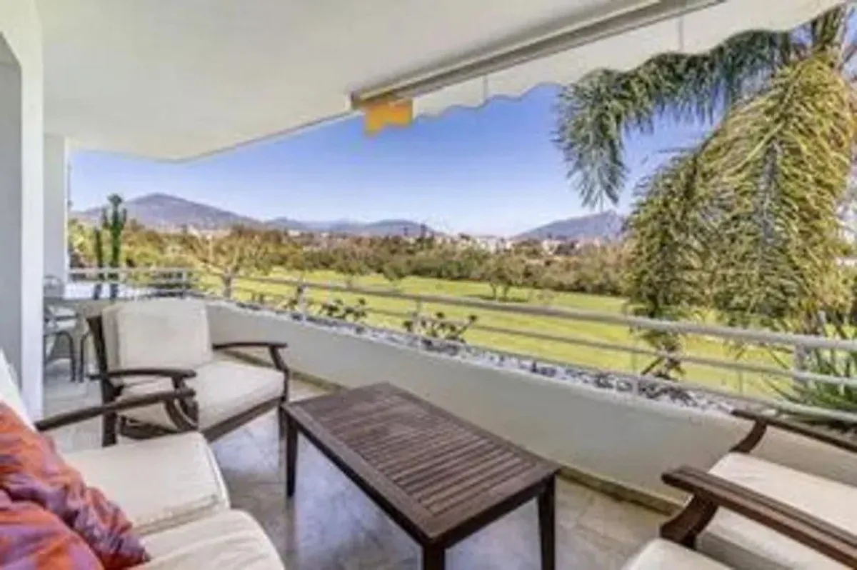 e4d0e1e4-b210-4848-955b-541eaf5f0d0f