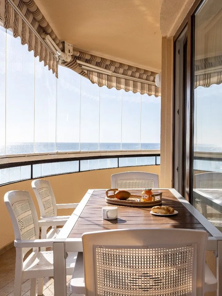 c6b00ee8-5a58-4ca4-a312-90652f529b18