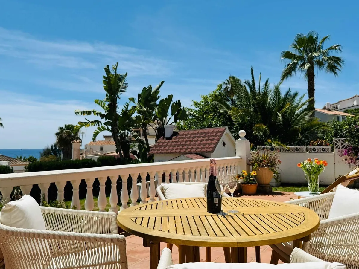 16400921-d854-45bf-a55f-ac1a59658e9c