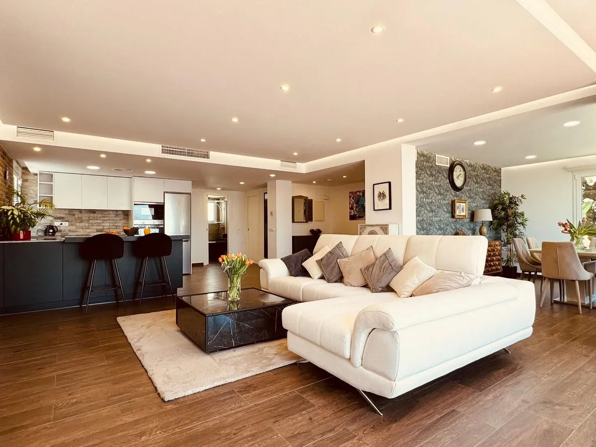 5d43fe60-a52d-4443-86d1-e844e7dc94f5