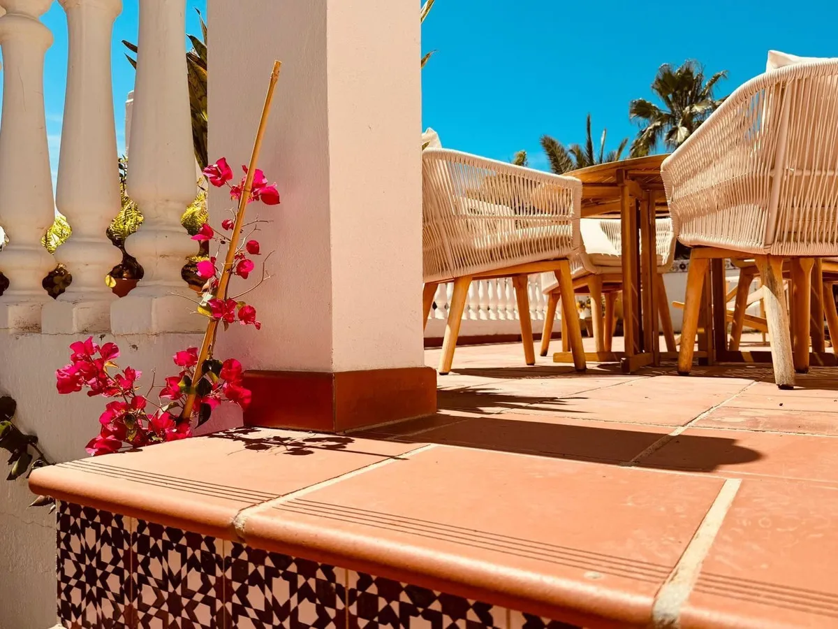 ce3e84a8-a0c1-4ec8-b135-fe57f157fe60