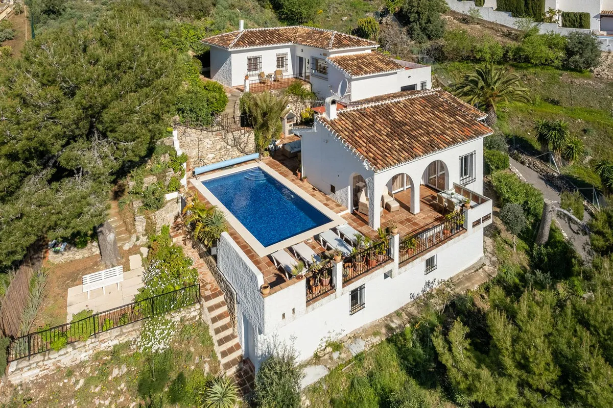 6229c7ef-0eba-413c-bb20-e5360ef4620d