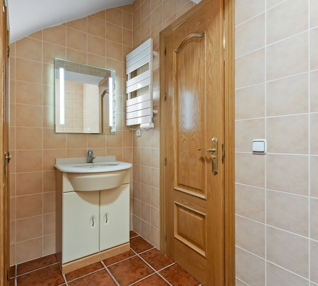 a7e2bed4-608c-462a-bc8e-50043bd7d4fc