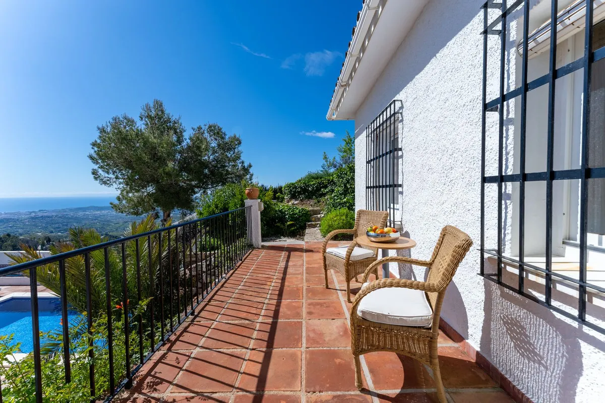 bca95f1f-dcdd-4d0e-aaac-4d81ad444680