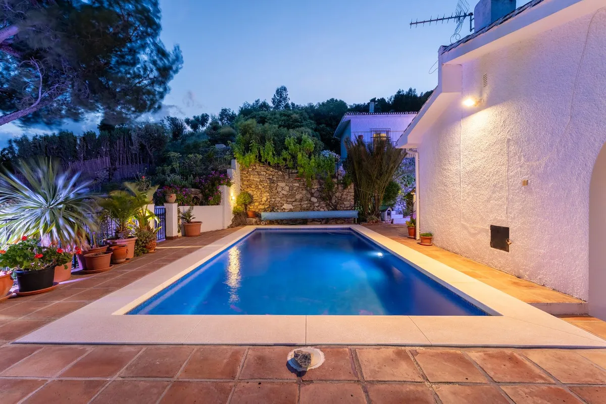 e6f6aab1-4d25-4590-91bd-ea1b4ee7998a