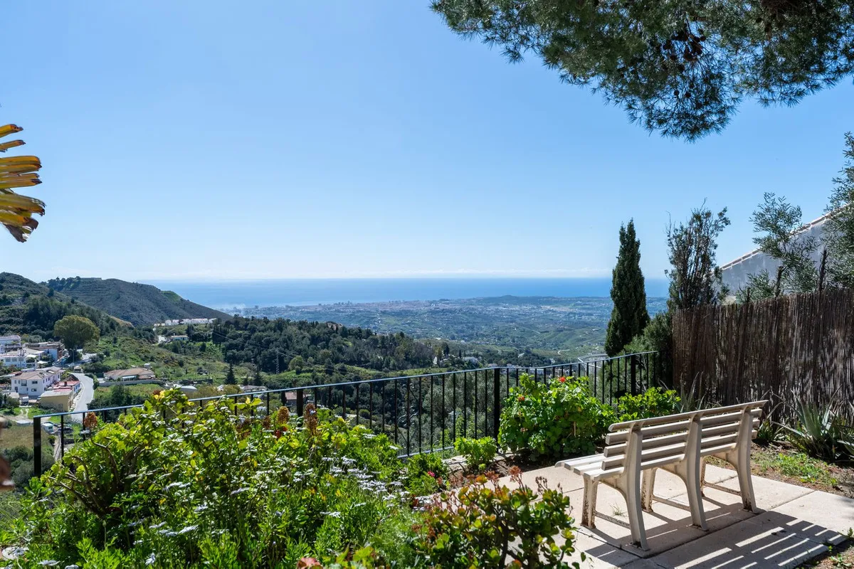 e76d1f6c-21f6-4206-9926-343aa2a9f3e0