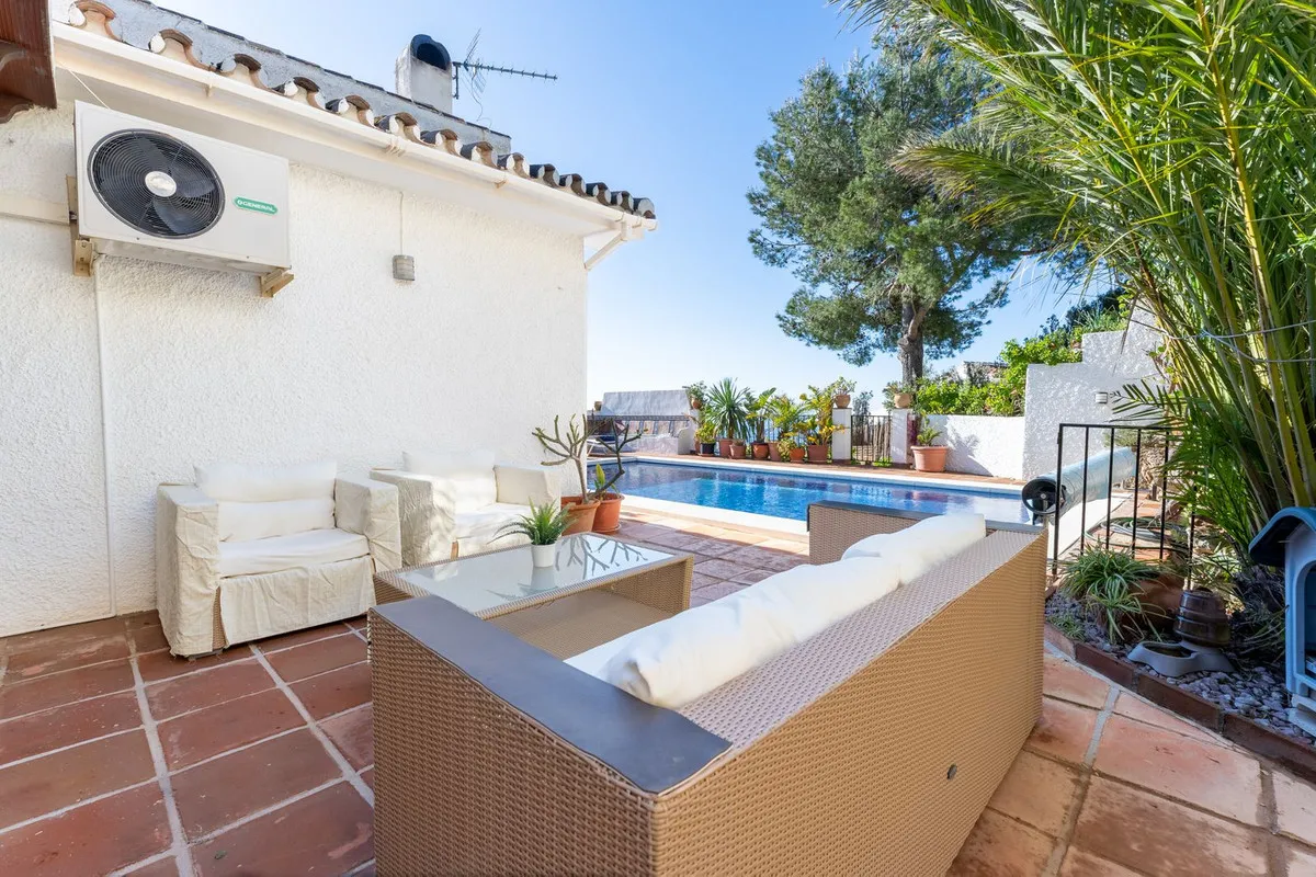 fdc80ce1-a5e2-485a-bc1e-27a6d612291c