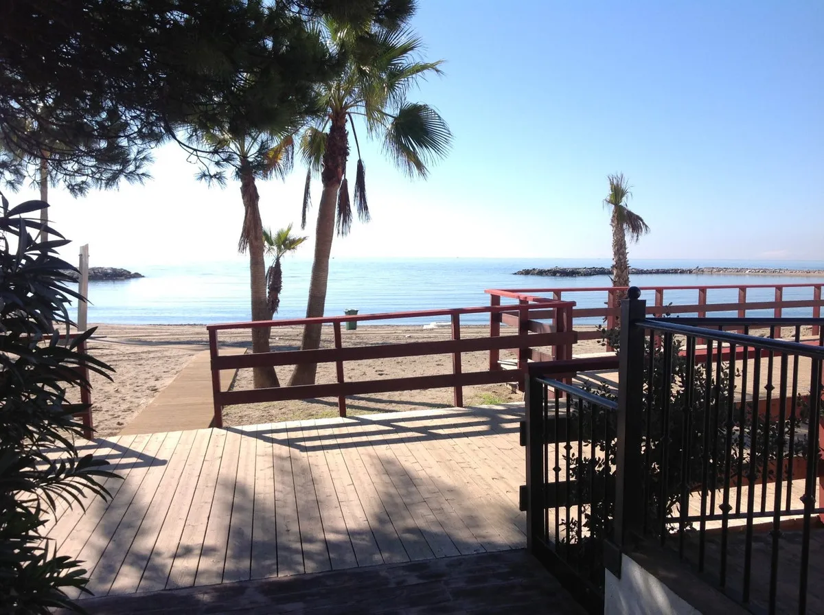 d520adbd-ecc6-459b-91ef-454c10d07e3f