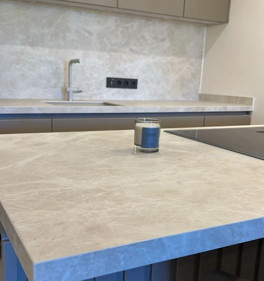 8e0fb9cc-592a-4e51-9a1e-8c75573a6d73