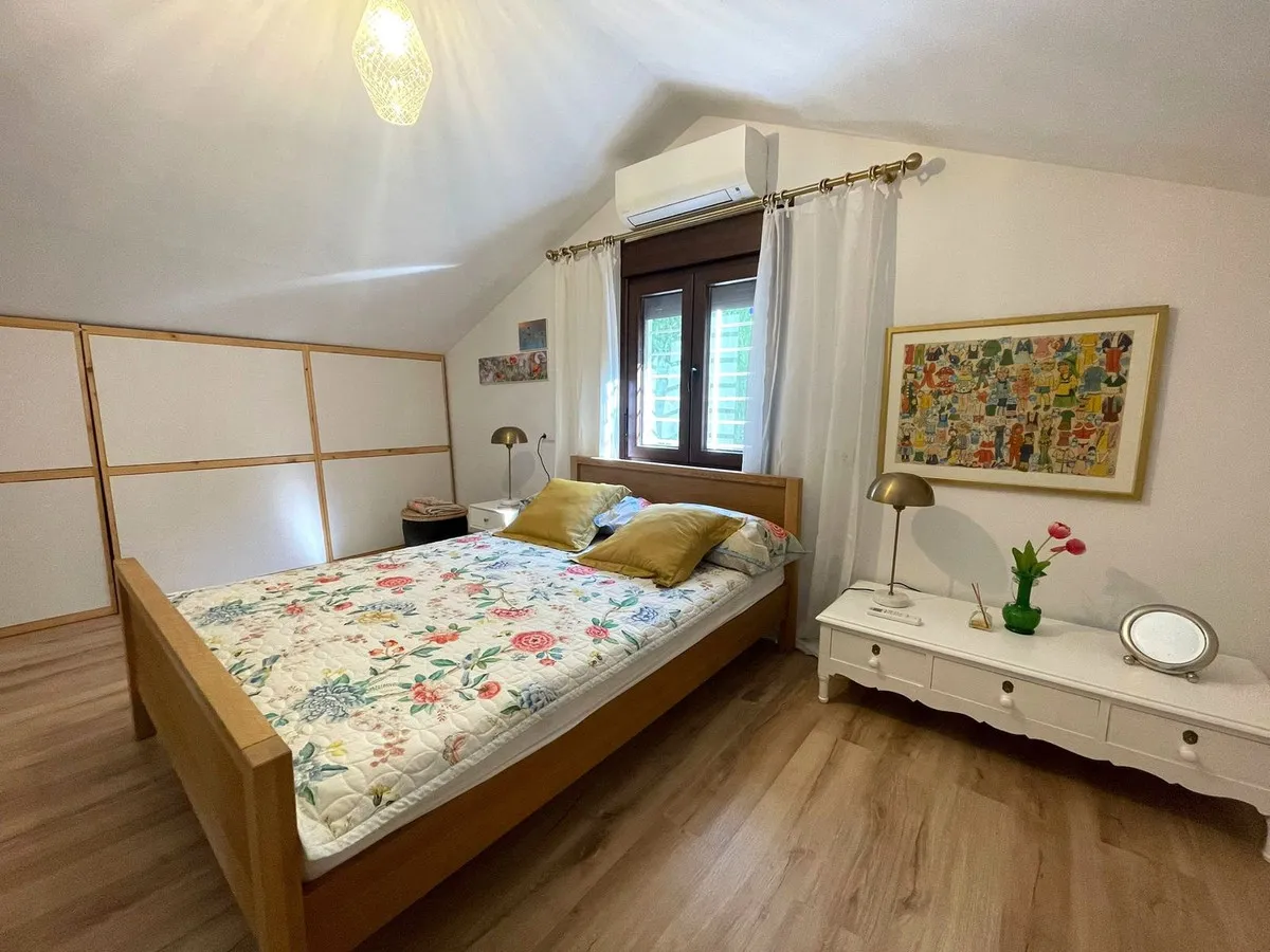 25087648-eaf0-4e98-9213-fb80222df686