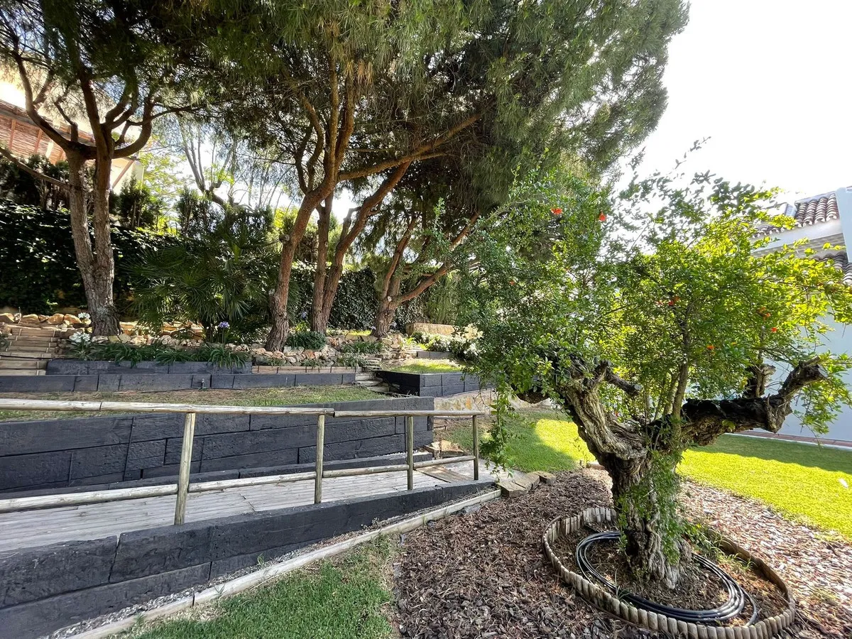 2f9cd44d-1245-47ca-bfe9-f9706c177681