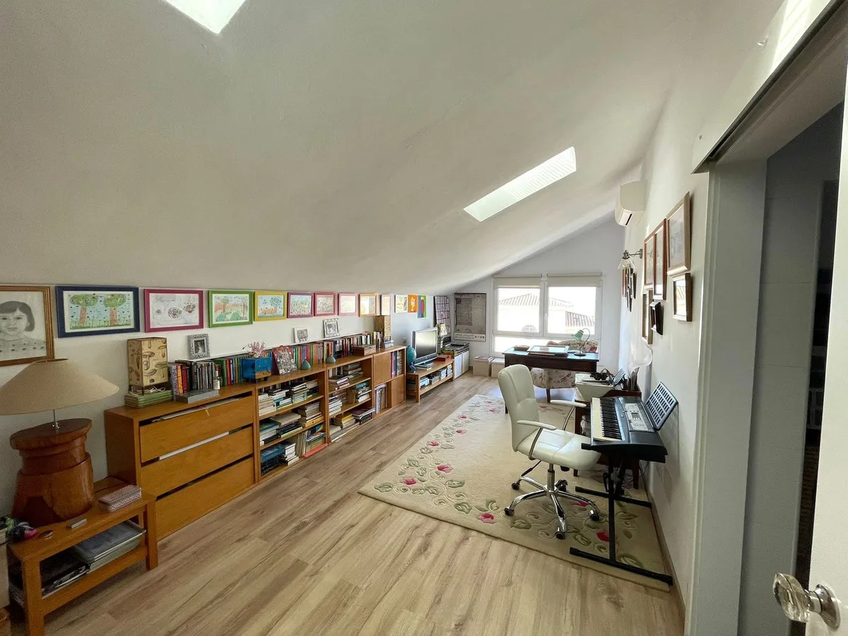 6ce4df4e-f503-428e-84ca-c2b31b72e191