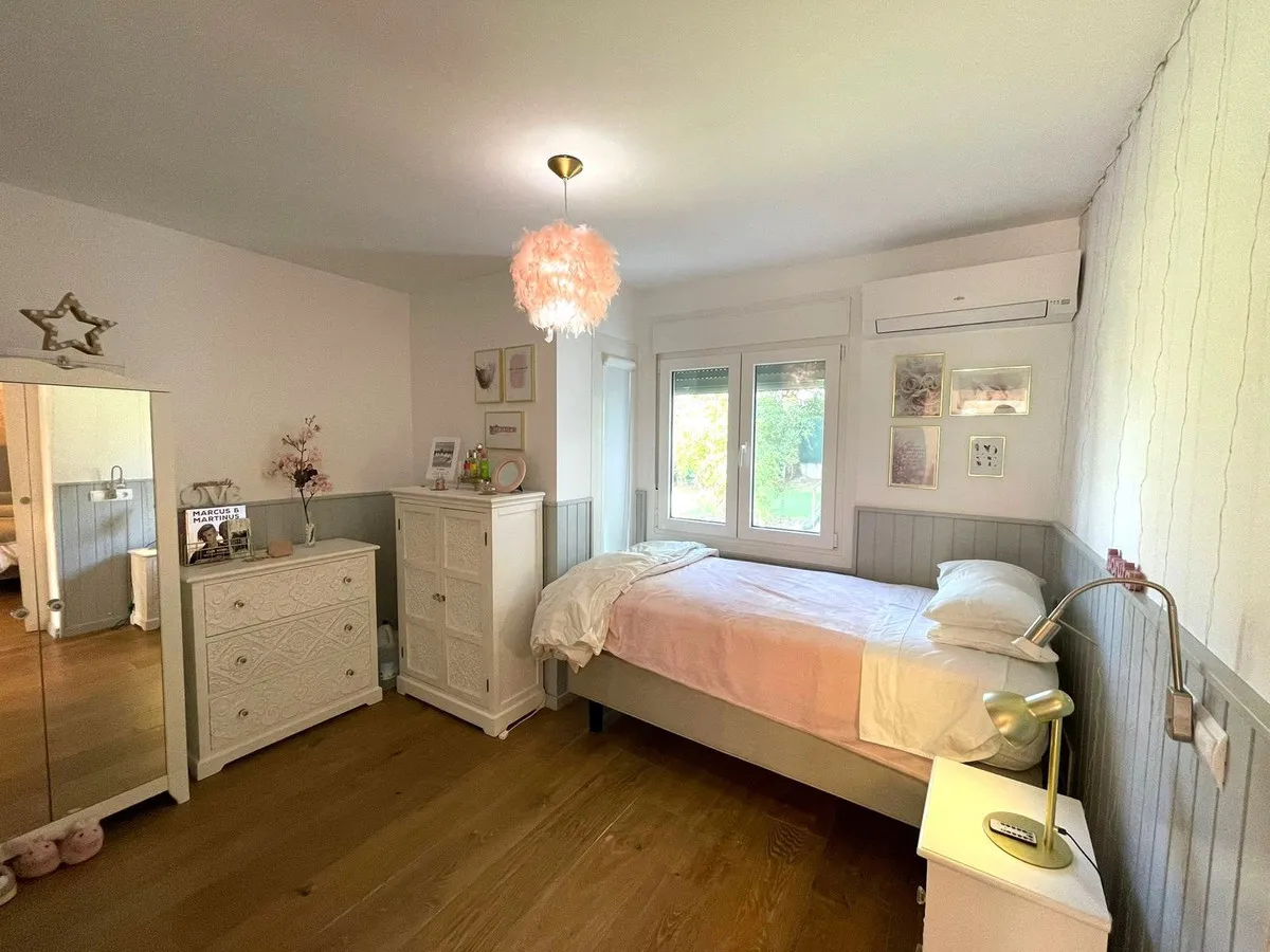 a28e5055-7b12-40d8-a950-5a95e01c6ff6