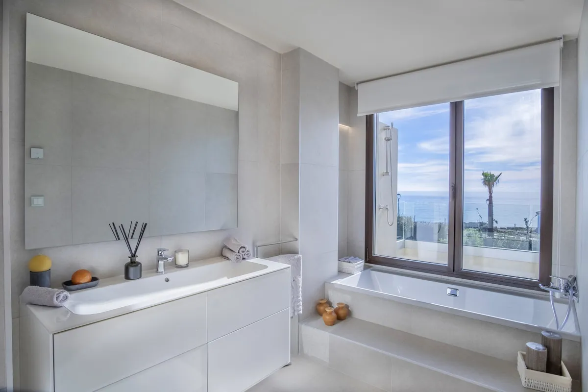 d1efc73a-ced5-4220-8a0f-734386dbf337