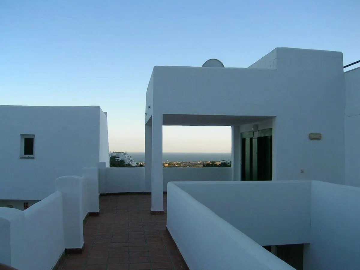 81f24c06-af3f-47c3-a80a-29c7413dc734